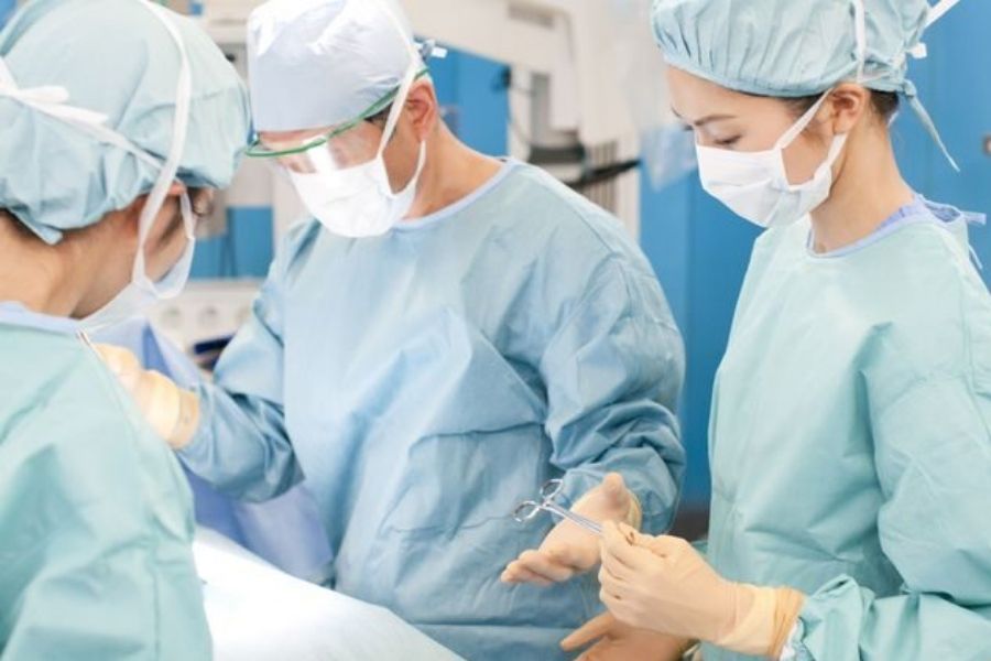 大腸がんの末期、ステージ4でも標準治療とも併用可能